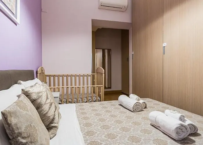 Domus Villae Spanish Steps *